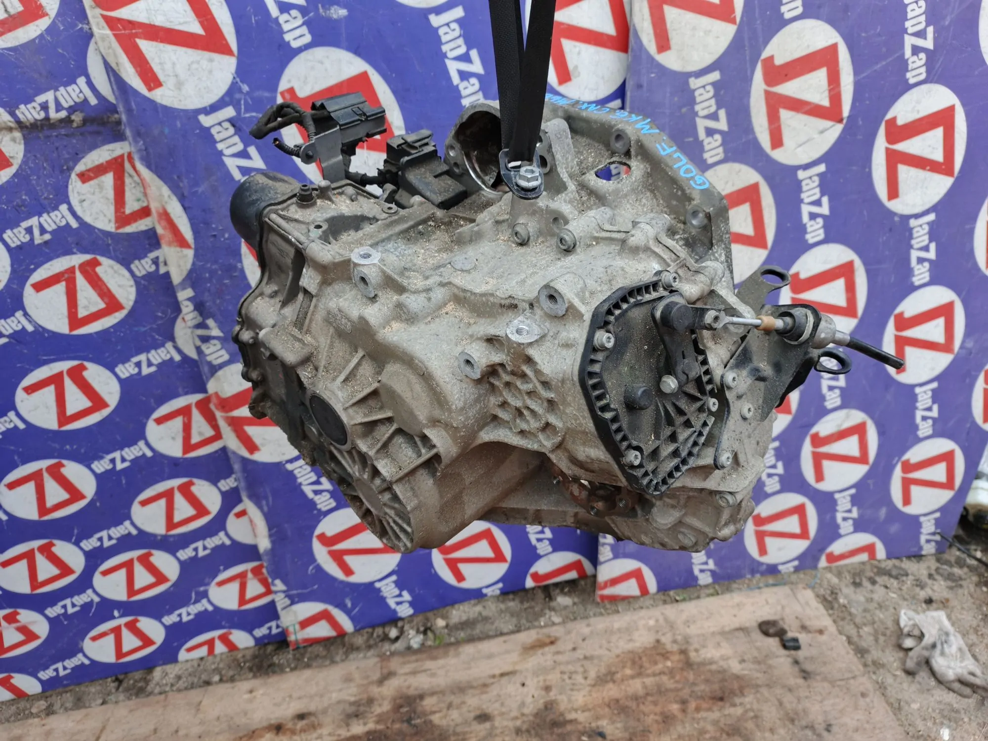 Акпп для Volkswagen Golf 5K1  CAXA      