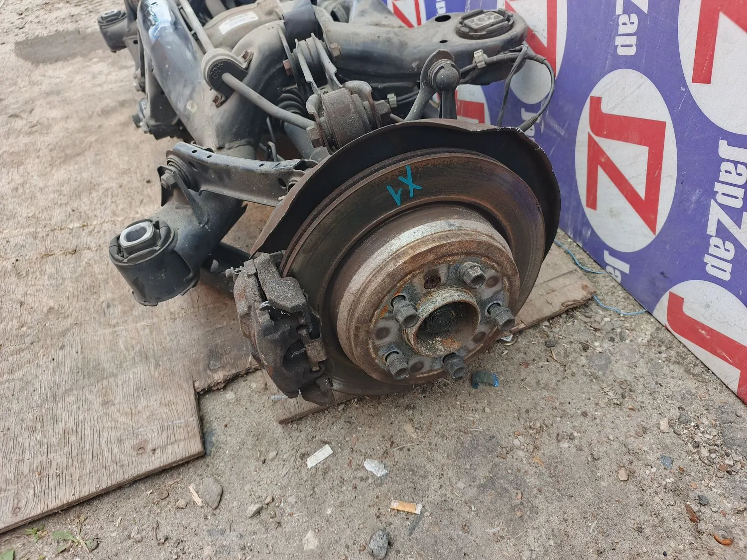 Балка поперечная BMW X1 E84