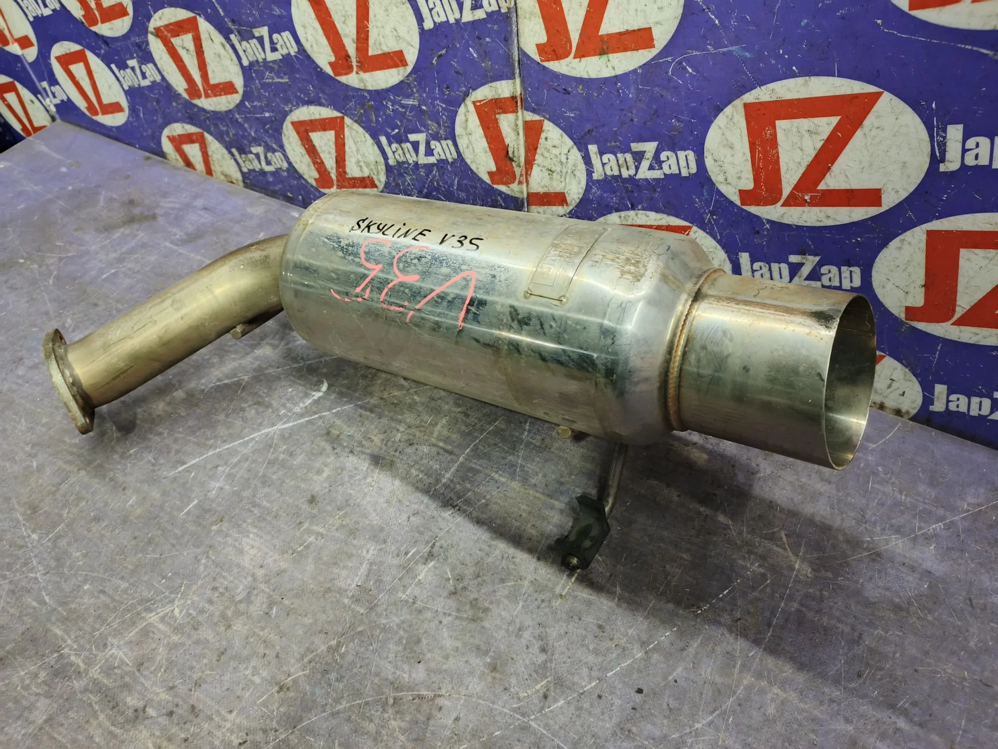 Глушитель для Nissan Skyline V35  VQ25DD      