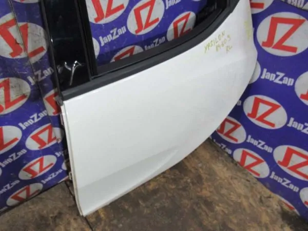 Дверь боковая Lancia Ypsilon 84609