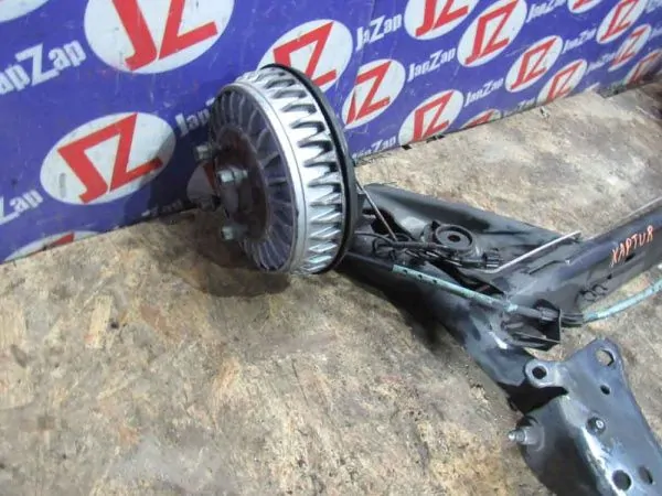 Балка поперечная Renault Captur 