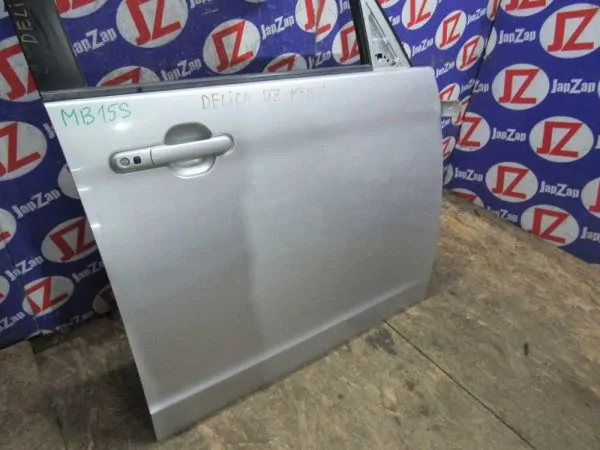 Дверь боковая Mitsubishi Delica D2 MB15S