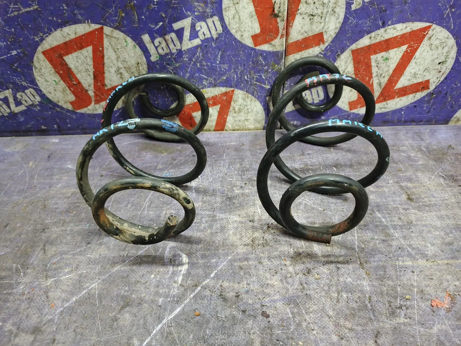 Пружина подвески Nissan March AK12