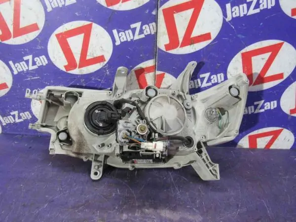 Фара Daihatsu Tanto L350S