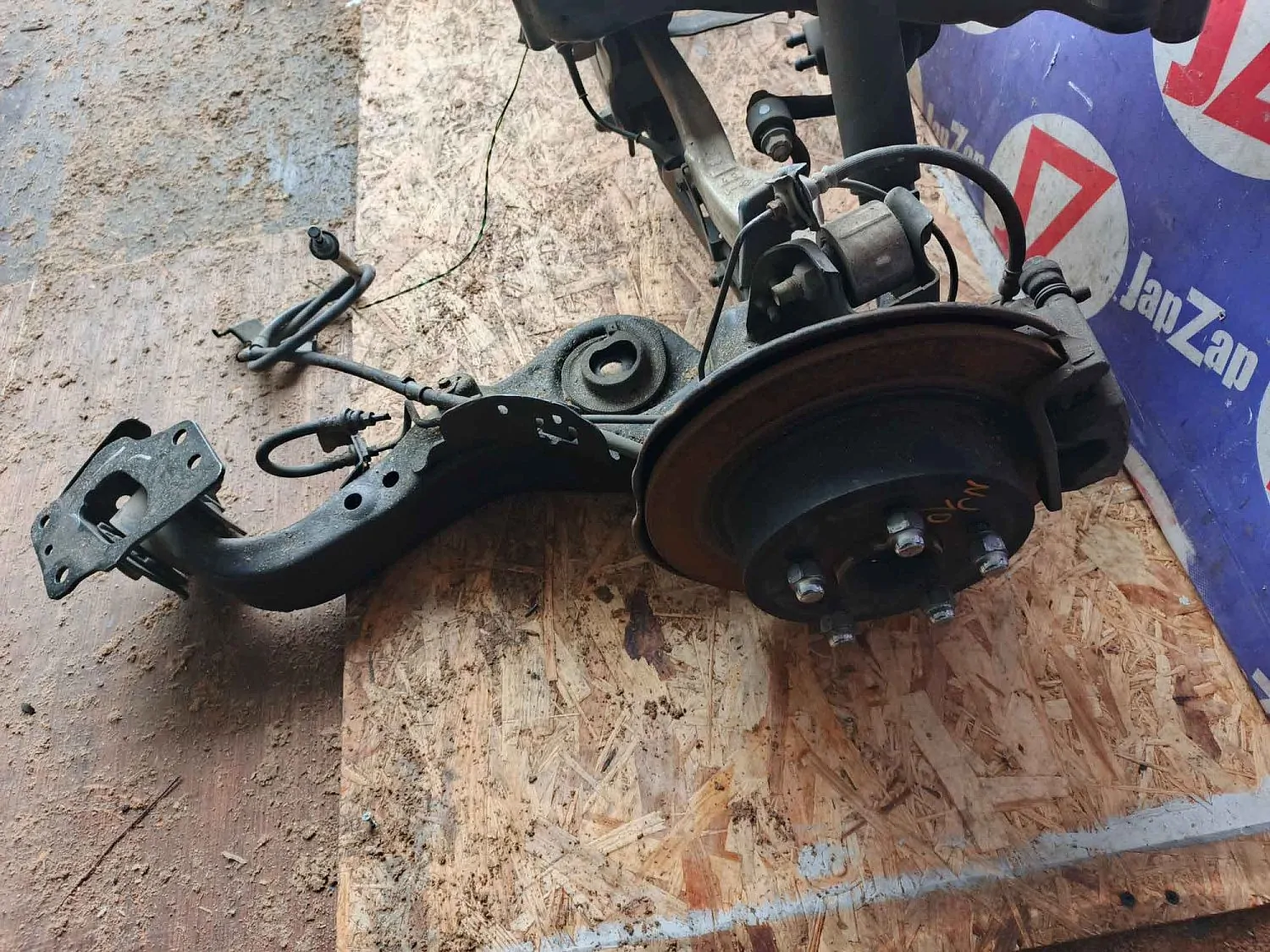 Балка поперечная Nissan Qashqai J10