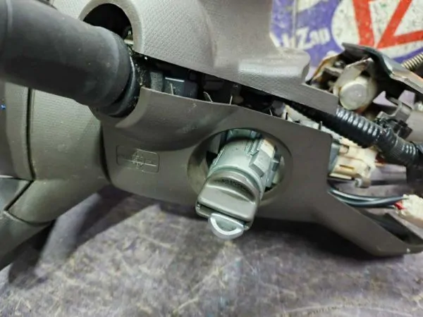 Колонка рулевая Nissan March AK12