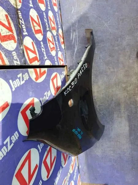 Крыло переднее Toyota Passo KGC30