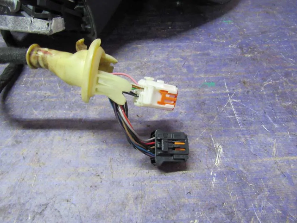 Зеркало боковое для Citroen C4  B7  EP6C  перед право    Зеркало боковое для Citroen C4 B7  EP6C  перед право