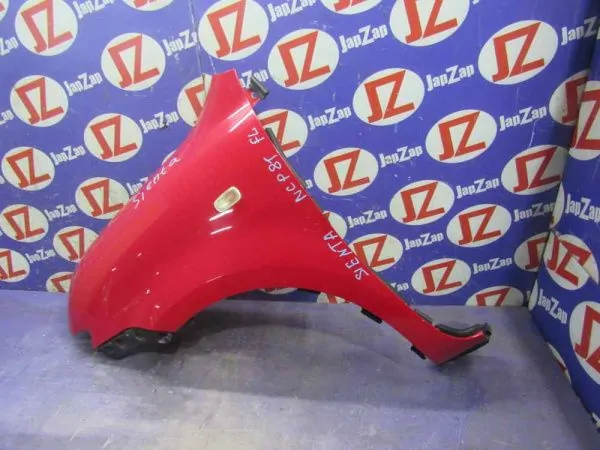 Крыло переднее Toyota Sienta NCP81