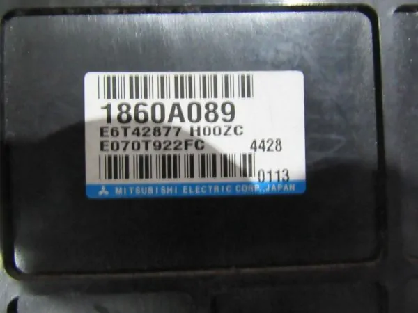 Блок управления двигателем Mitsubishi Eclipse D52A