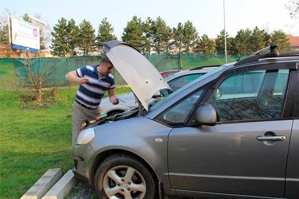 Начинать подготовку автомобиля нужно за неделю-две до поездки
