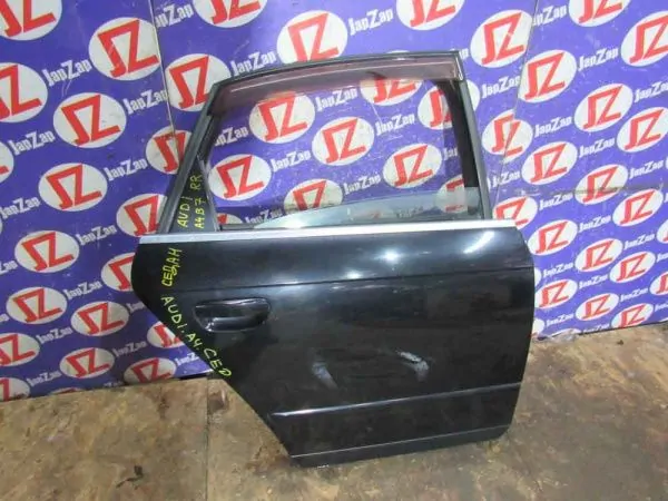 Дверь боковая Audi A4 8ED