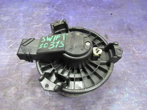 Мотор печки Suzuki Swift ZC31S