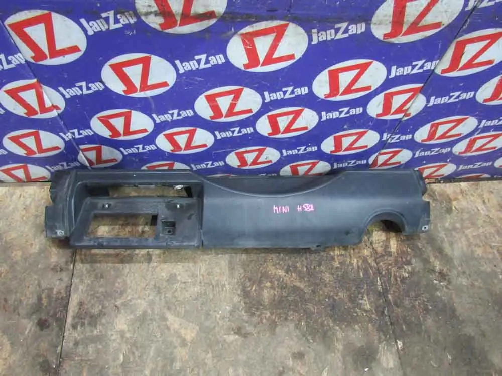 Бампер задний Mitsubishi Pajero Mini H58A