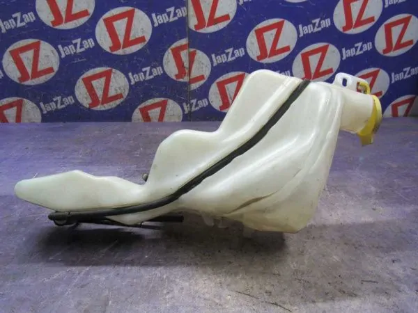 Бачок омывателя Dodge Caliber PM