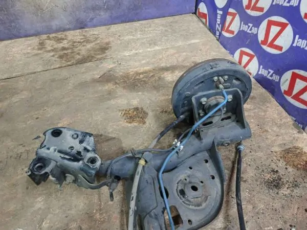 Балка поперечная Nissan Tiida C11