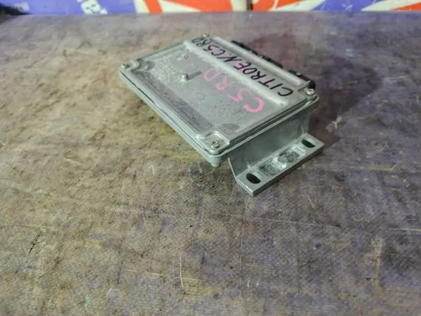 Блок управления двигателем Citroen C5 X7.RD