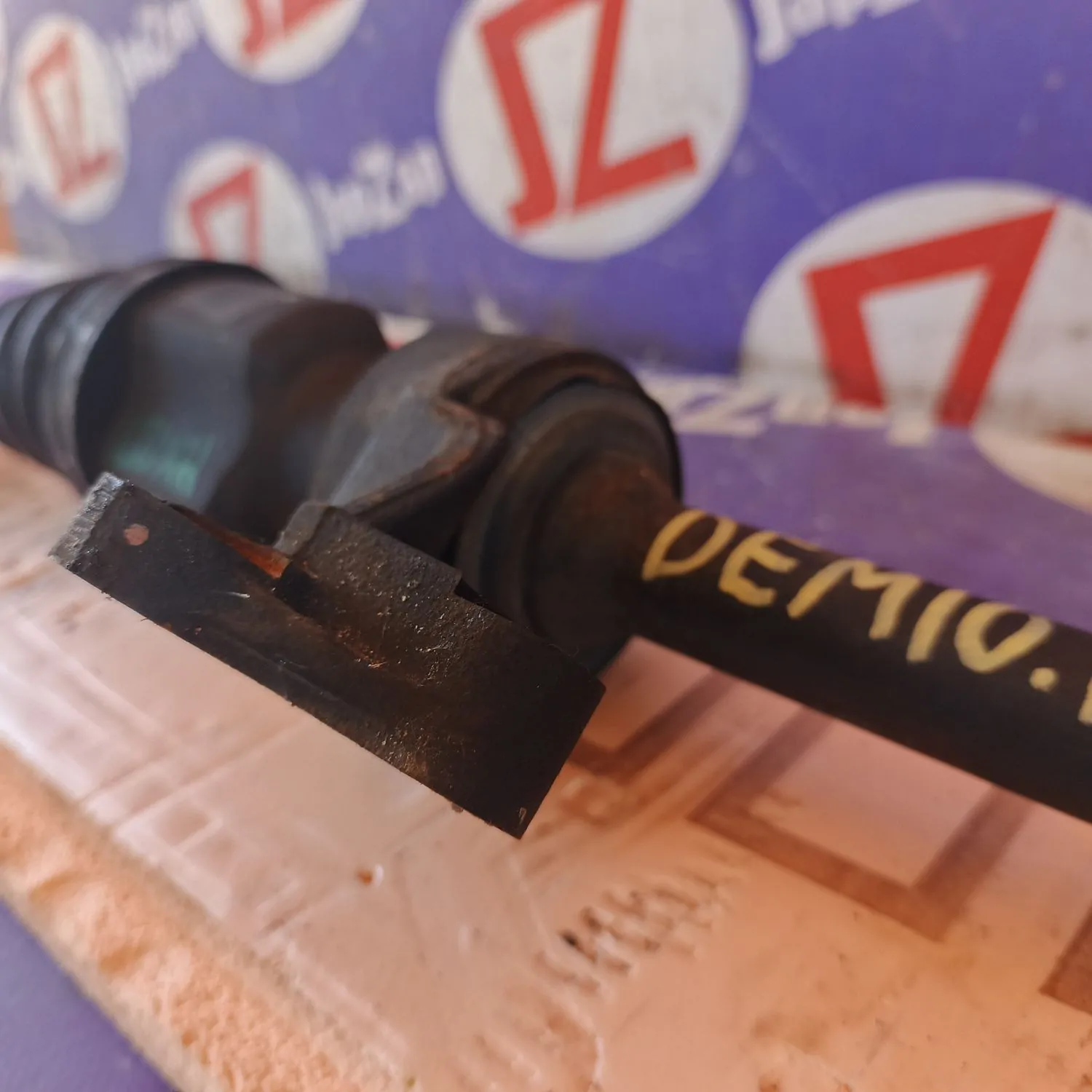 Привод Mazda Demio DY5W