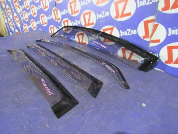 Ветровик для автомобиля Toyota Corolla Spacio