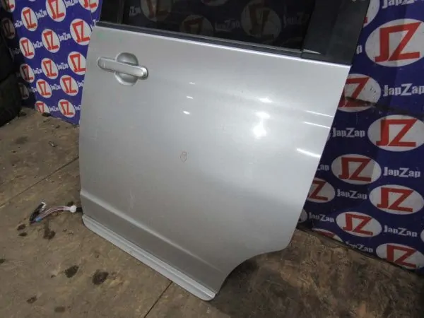 Дверь боковая Mitsubishi Delica D2 MB15S