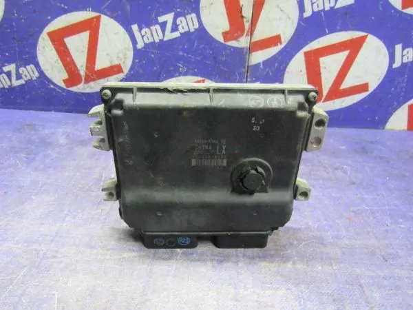 Блок управления двигателем Suzuki Swift ZC31S