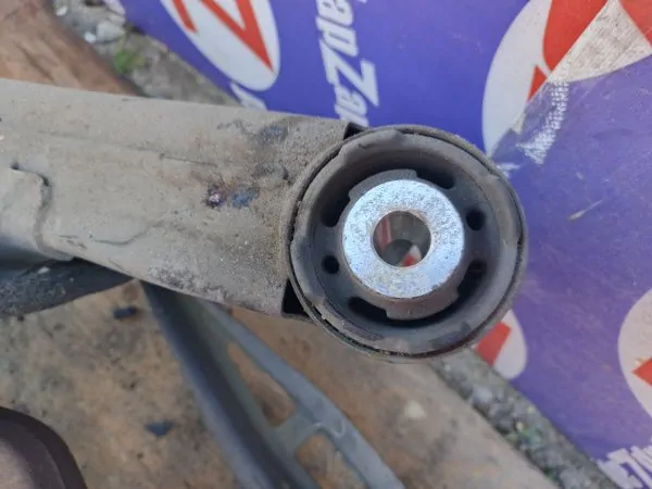 Балка поперечная Subaru Impreza GH2