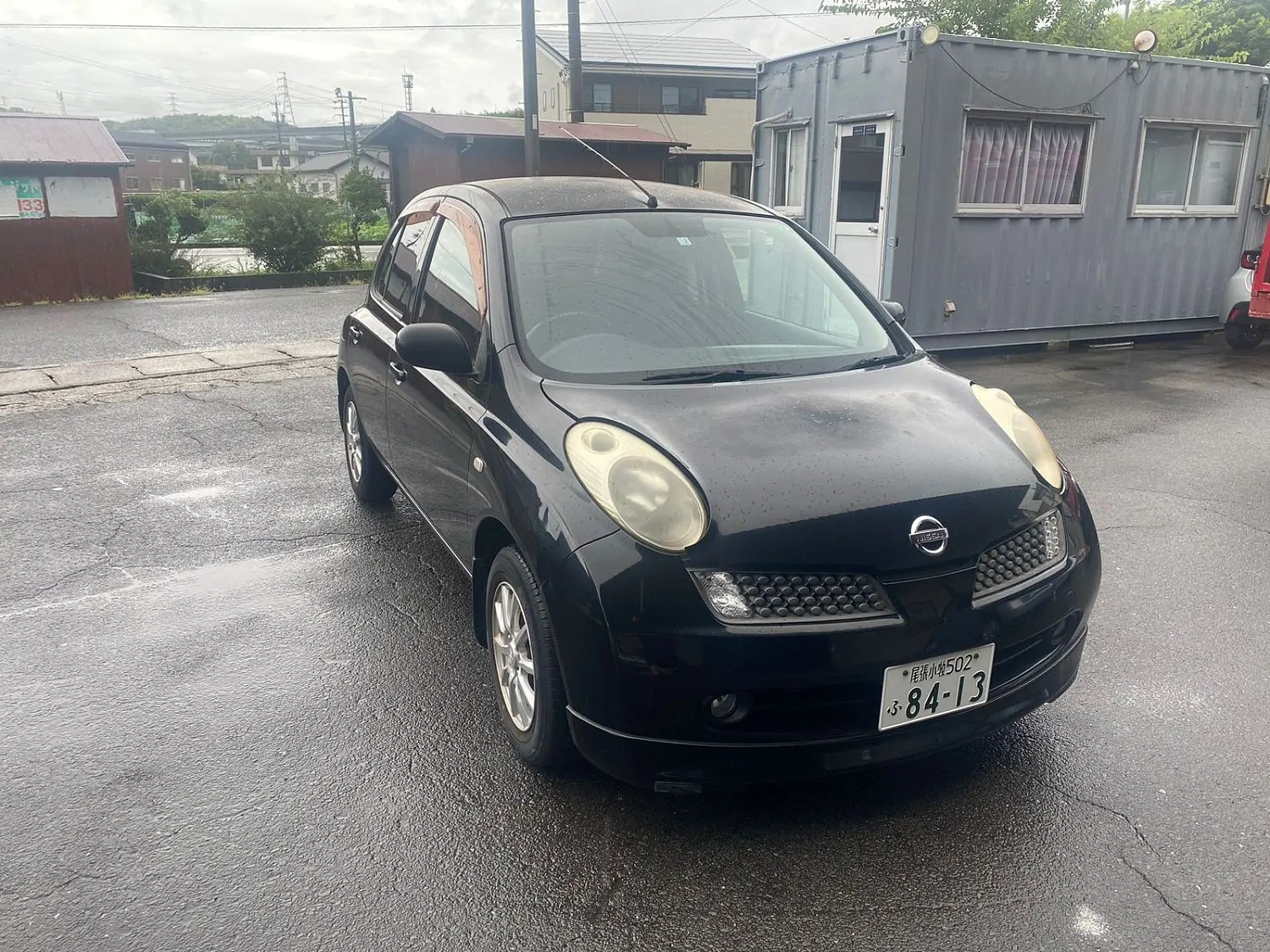 Автомобили в разборе для формирования контейнера