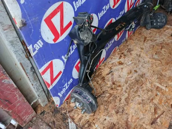 Балка поперечная Nissan Note E11