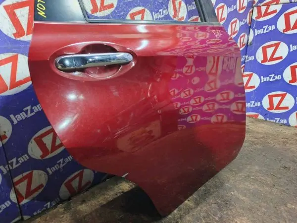 Дверь боковая Nissan Note E12