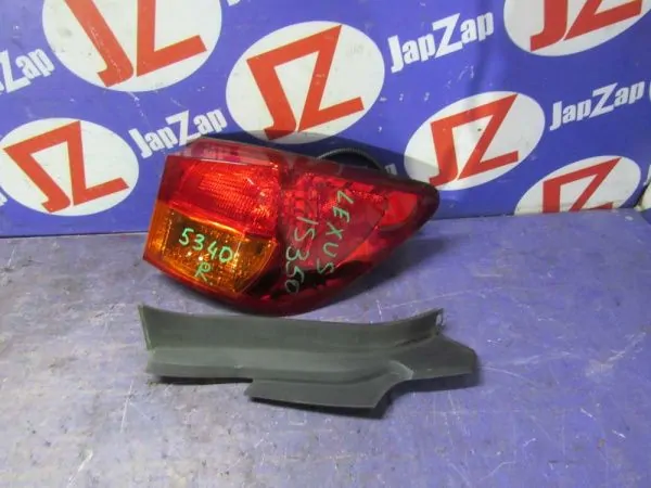 Фонарь задний Lexus IS GSE21