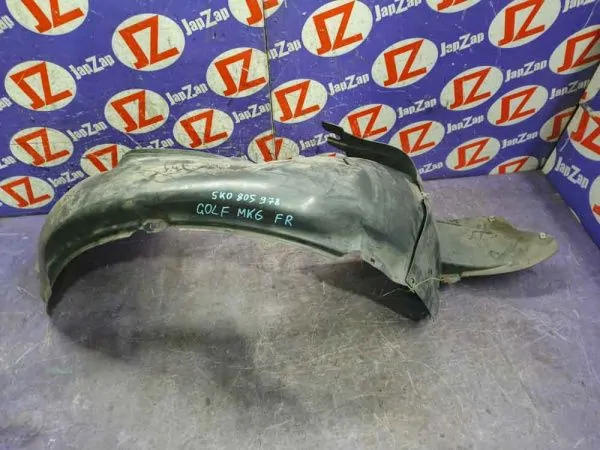 Подкрылок Volkswagen Golf 5K1