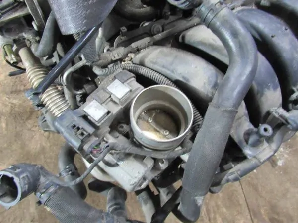 Двигатель в сборе Volkswagen Golf Plus 5M1 BLF