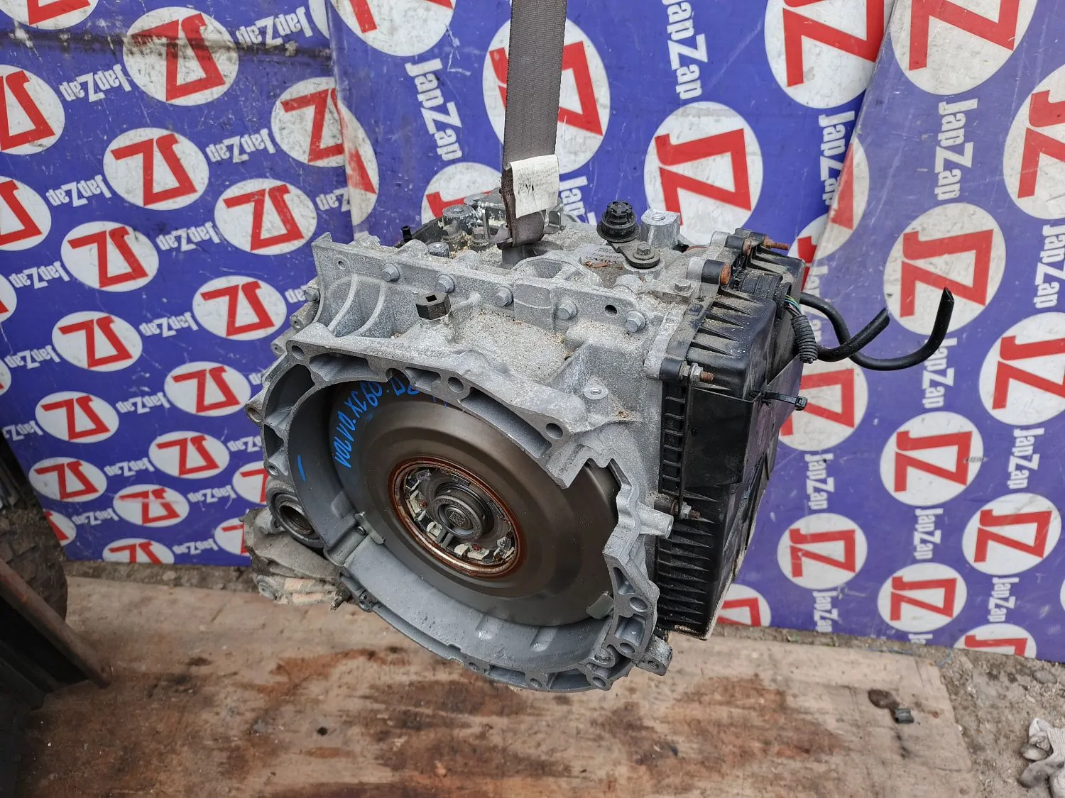 АКПП Volvo XC60 DZ44