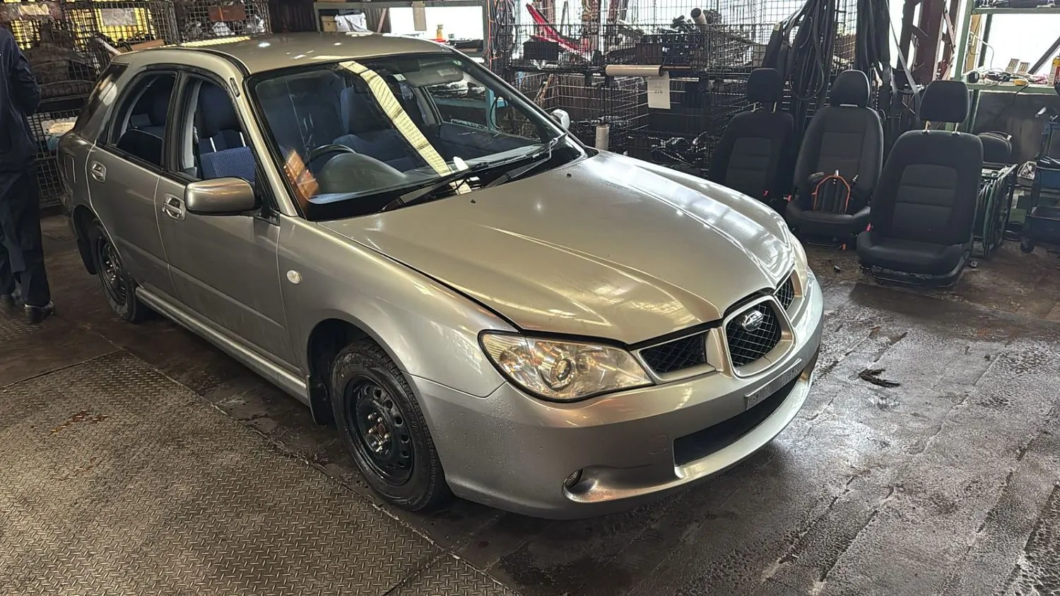 Формирование контейнера с автозапчастями Июнь 2025