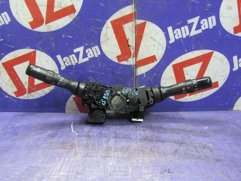 Подрулевой переключатель Lexus IS GSE21