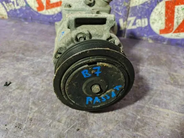 Компрессор кондиционера Volkswagen Passat B7