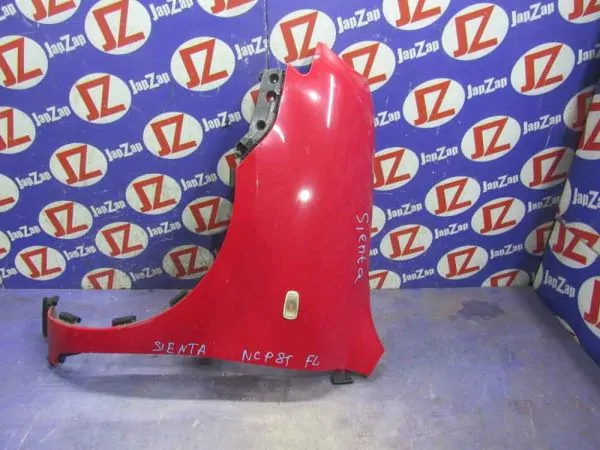 Крыло переднее Toyota Sienta NCP81