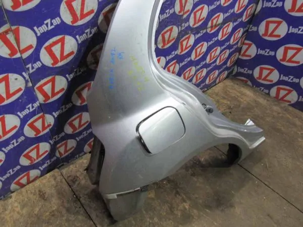Крыло заднее Nissan March AK12