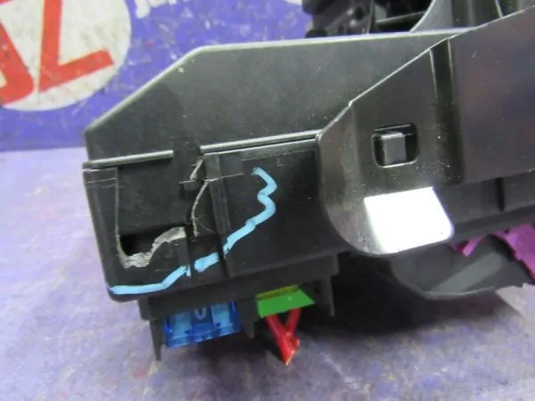 Блок предохранителей, реле Volvo S60 RS