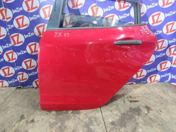 Дверь боковая Peugeot 208 A9