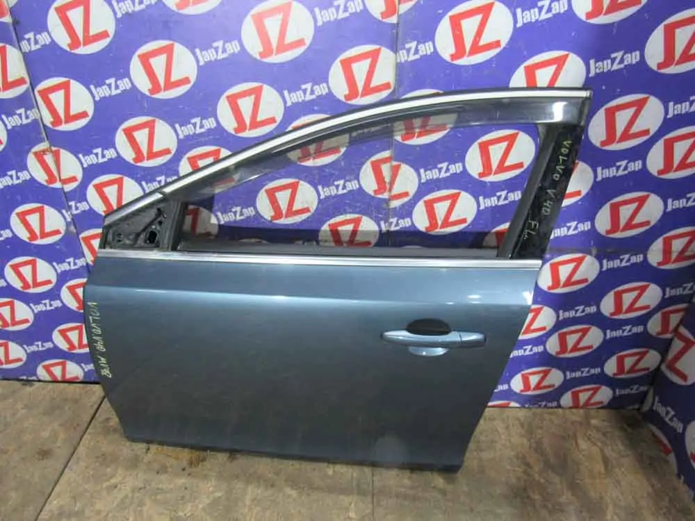 Дверь боковая Volvo V40 MW48