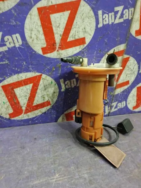 Насос топливный Daihatsu Mira L275S