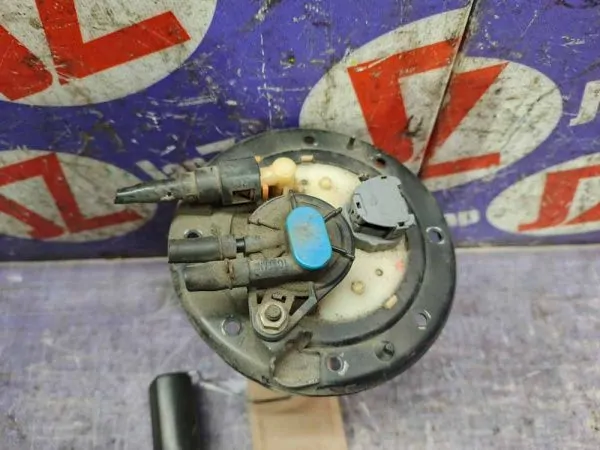 Насос топливный Honda Stepwgn RF3