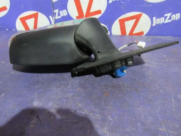 Зеркало боковое Toyota Vitz KSP130