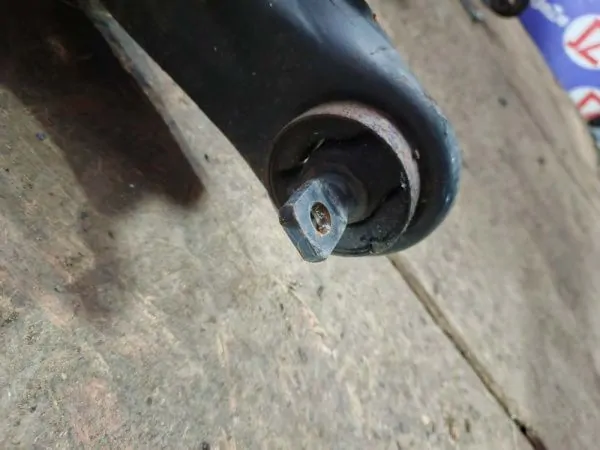 Балка поперечная Mitsubishi Outlander CW5W