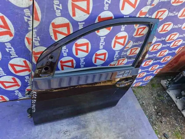 Дверь боковая Toyota Passo KGC30