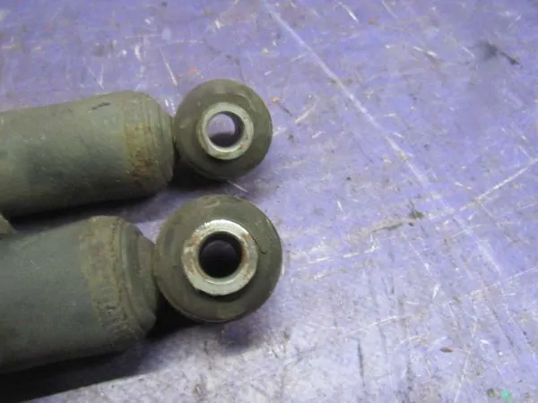 Амортизатор подвески Chrysler PT Cruiser PT