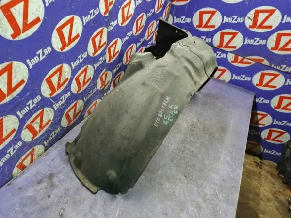 Подкрылок Audi A5 8TA