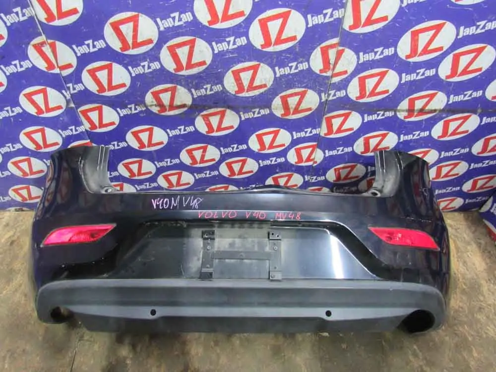 Бампер задний Volvo V40 MV