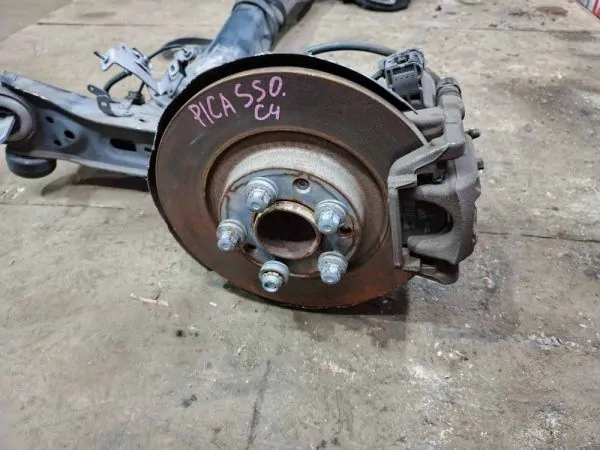 Балка поперечная Citroen C4 Picasso 3D